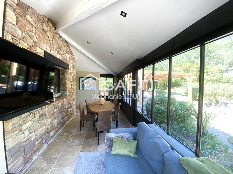 Maison - 160 m² - 6 pièces