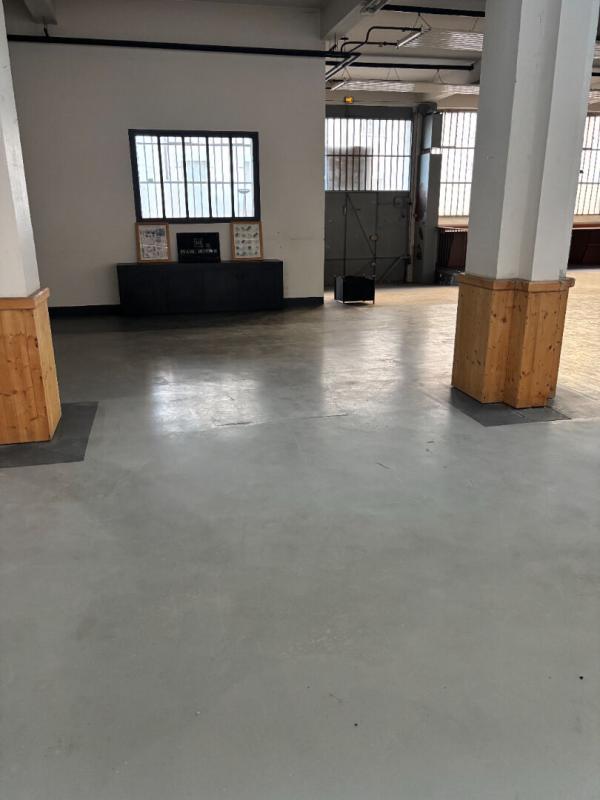 Local d'activité / Entrepôt - 485 m² - 3 pièces