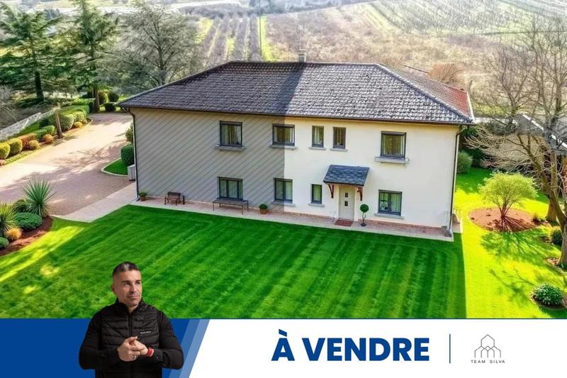 Maison - 140 m² - 5 pièces