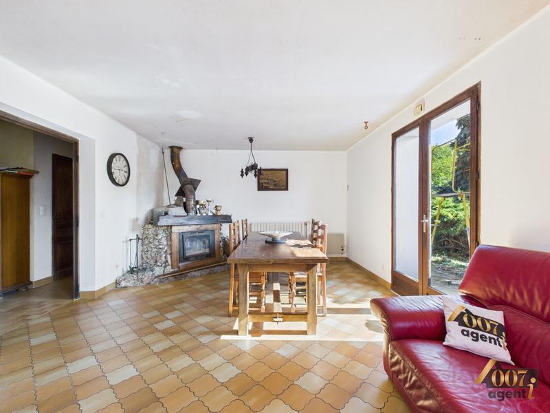 Maison - 104 m² - 4 pièces