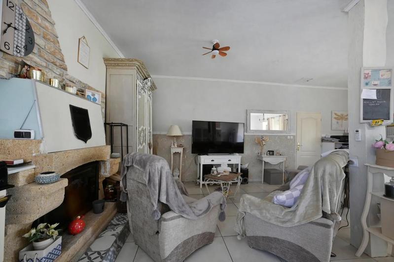 Propriété - 200 m² - 7 pièces