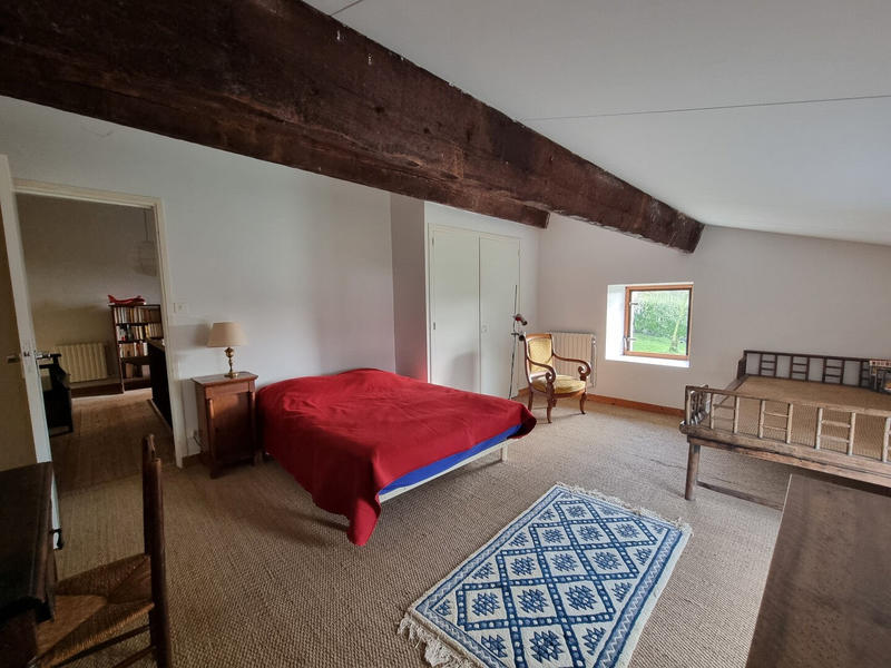 Maison - 288 m² - 12 pièces