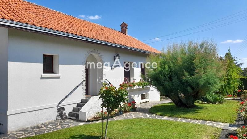 Maison - 142 m² - 7 pièces