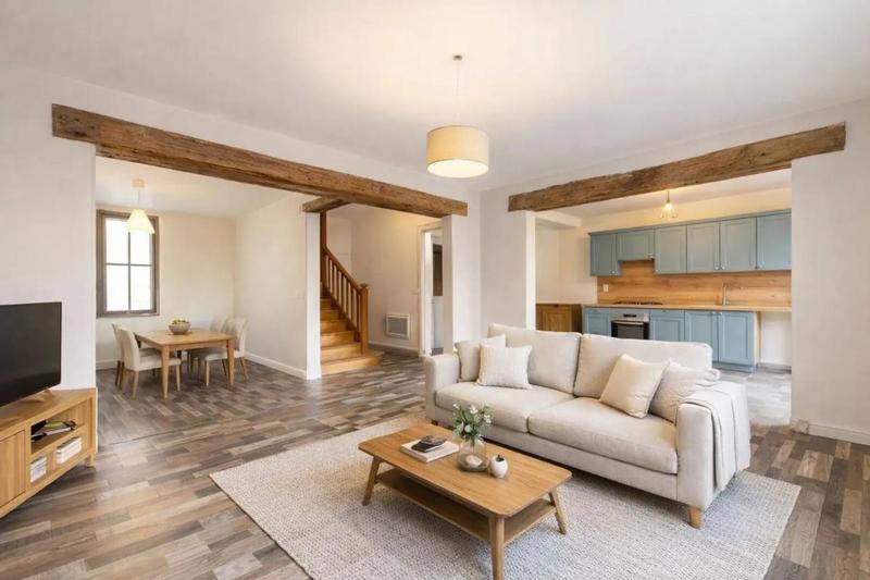 Maison - 160 m² - 6 pièces