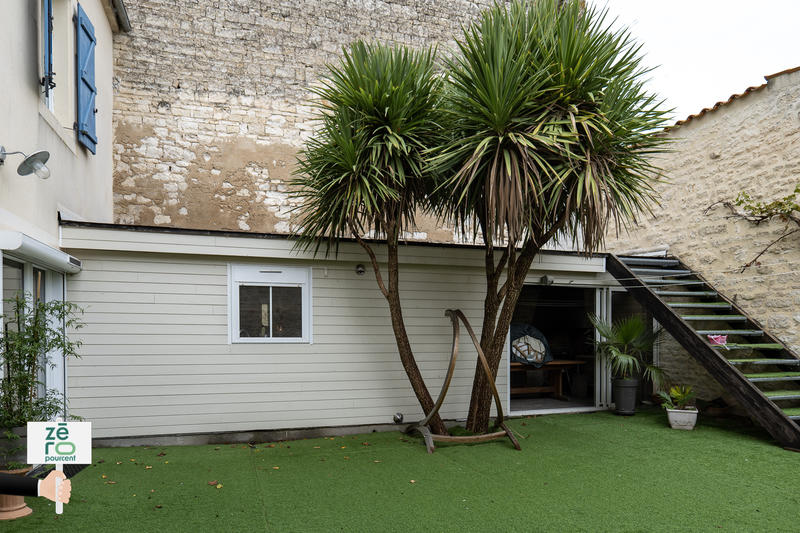 Maison - 194 m² - 7 pièces