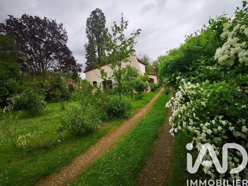 Maison - 98 m² - 4 pièces