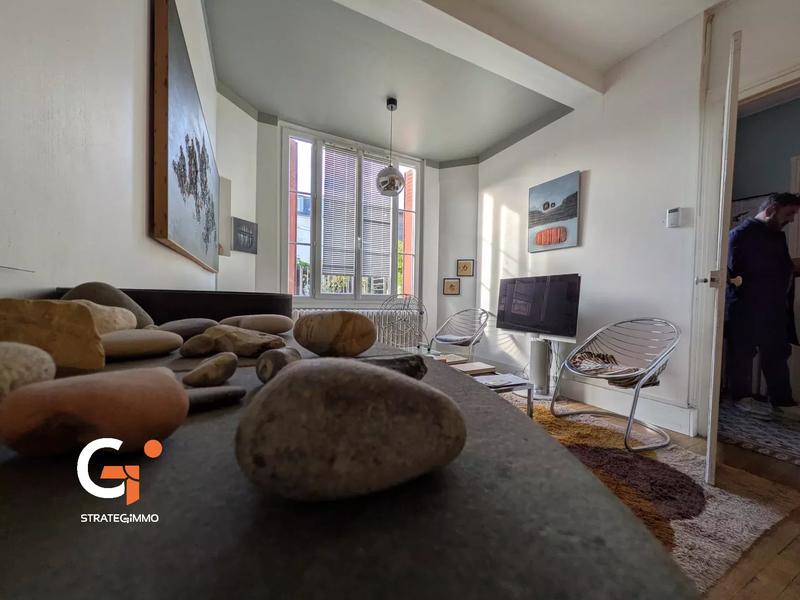 Maison - 100 m² - 6 pièces