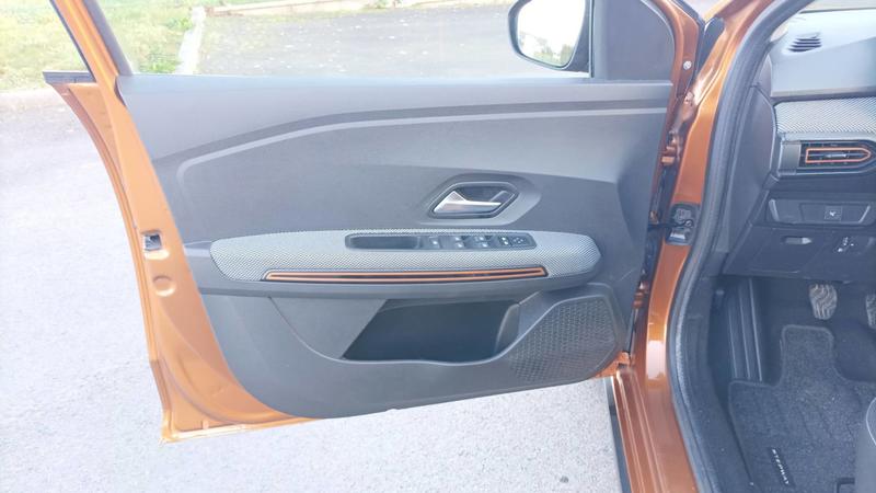 Dacia Sandero Stepway III 1.0 TCe 90 Confort