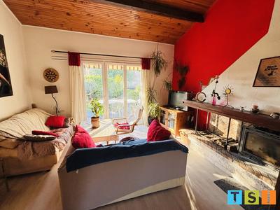 Maison - 123 m² - 4 pièces