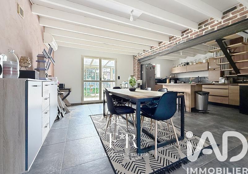 Maison - 104 m² - 5 pièces