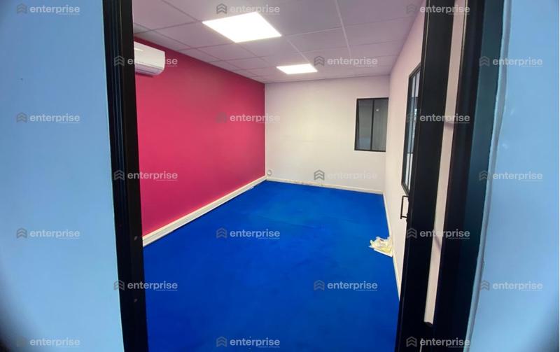 Local commercial - 310 m²