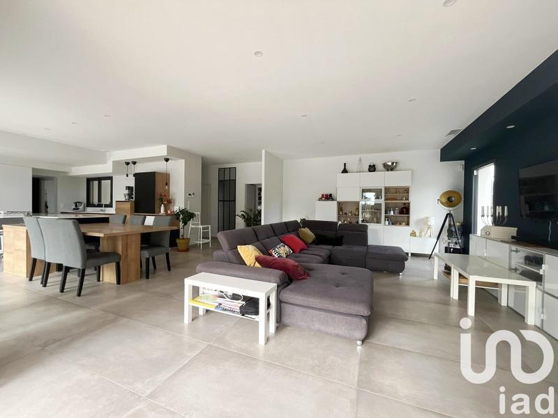 Maison - 173 m² - 6 pièces