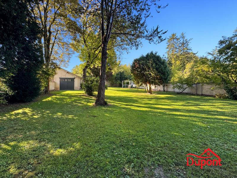 Maison - 190 m² - 8 pièces