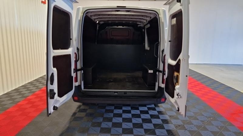 Renault Master trac f3300 l1h1 dci 135 grand confort