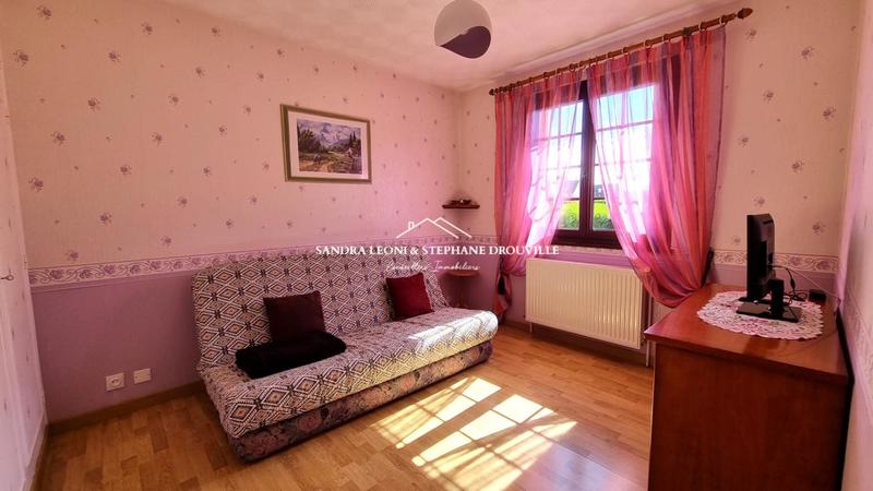 Maison - 137 m² - 7 pièces