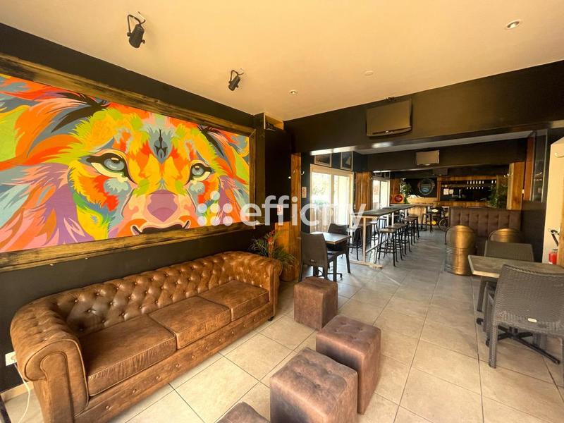 Bureau - 200 m² - 6 pièces