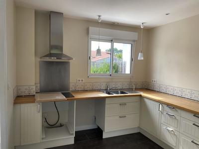 Maison traditionnelle - 128 m² - 6 pièces