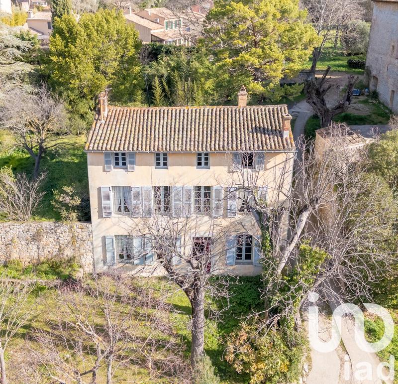 Bastide - 235 m² - 9 pièces