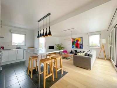 Appartement - 85 m² - 3 pièces