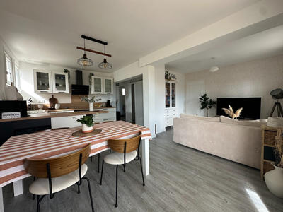 Appartement - 85 m² - 4 pièces