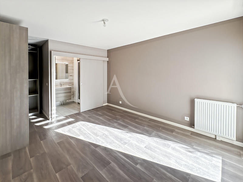 Appartement - 106 m² - 5 pièces