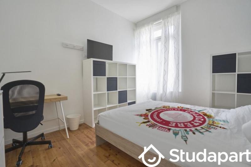 Chambre - 10 m² - 1 pièce