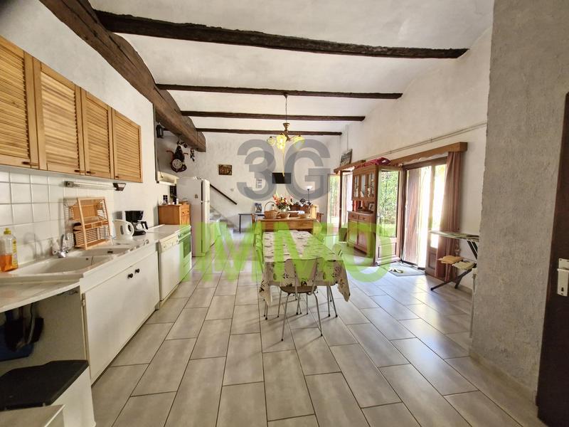 Maison de village - 288 m² - 12 pièces