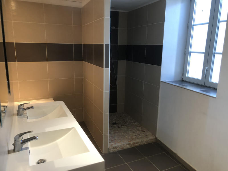 Local commercial - 174 m²