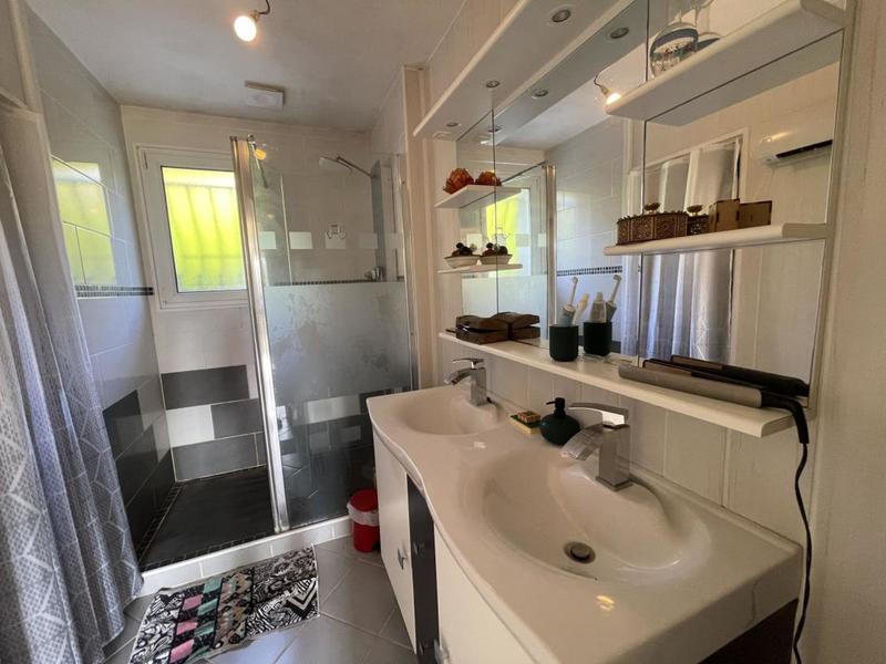 Pavillon - 114 m² - 5 pièces