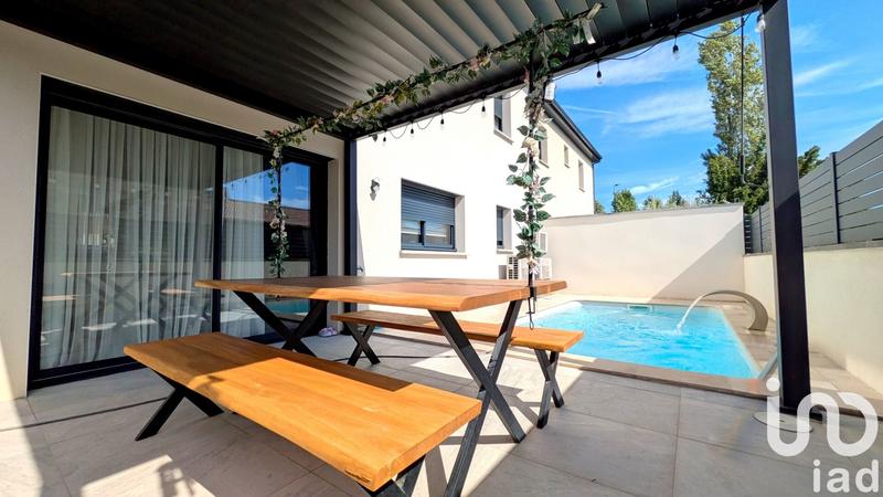 Maison - 103 m² - 5 pièces