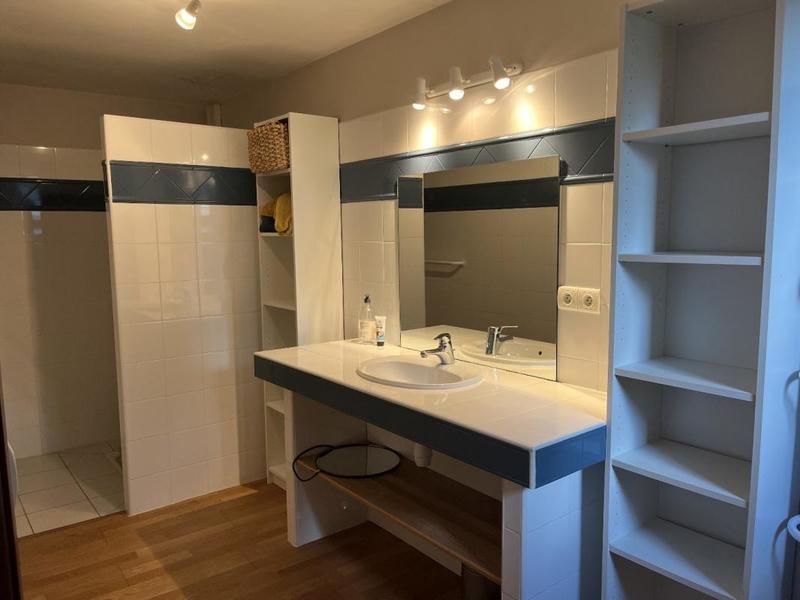 Propriété - 228 m² - 7 pièces