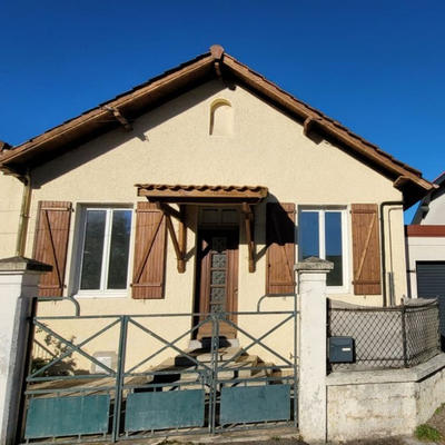 Maison - 85 m² - 4 pièces