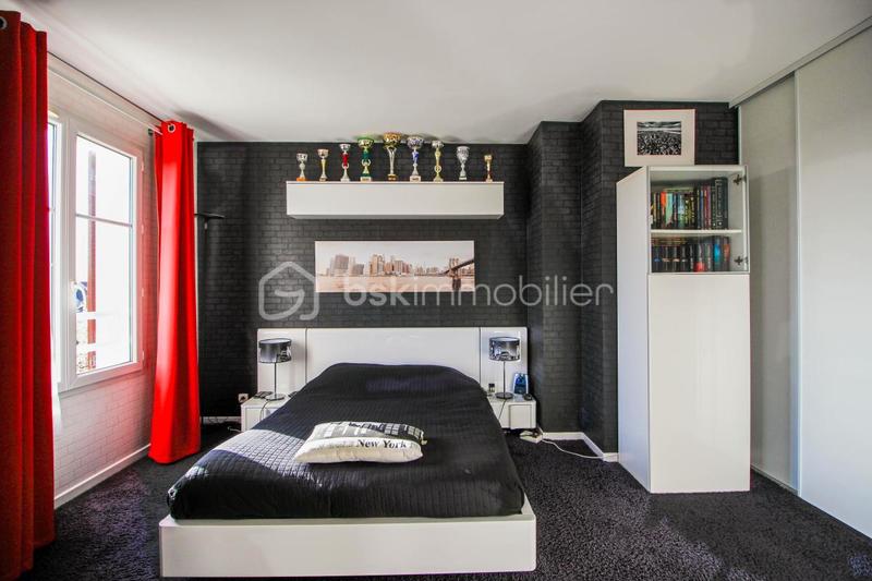 Maison - 153 m² - 7 pièces