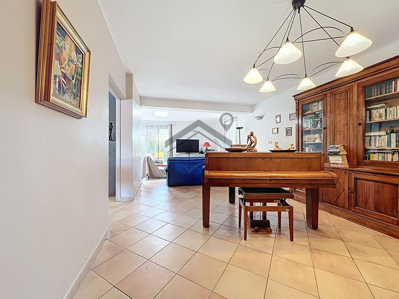 Maison - 149 m² - 6 pièces