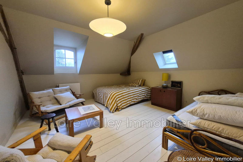 Maison - 211 m² - 6 pièces