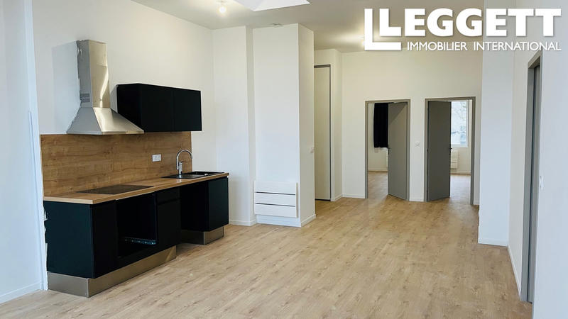 Appartement - 93 m² - 5 pièces