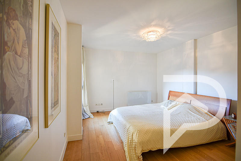 Appartement - 162 m² - 5 pièces