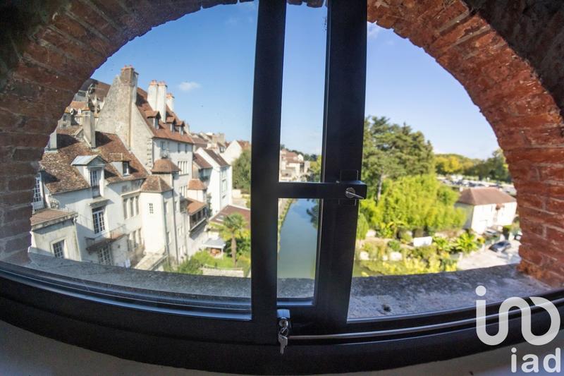 Appartement - 90 m² - 3 pièces