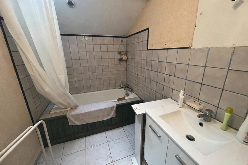 Maison - 84 m² - 5 pièces