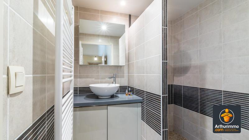 Appartement - 92 m² - 4 pièces