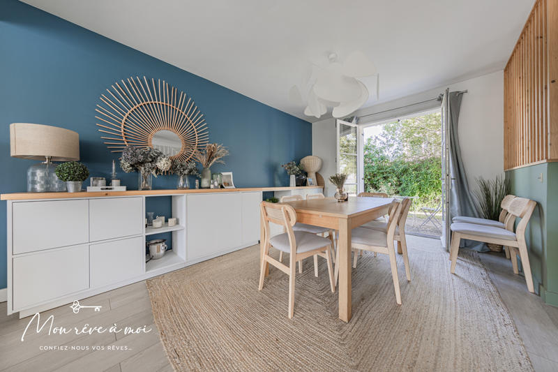 Maison - 207 m² - 8 pièces