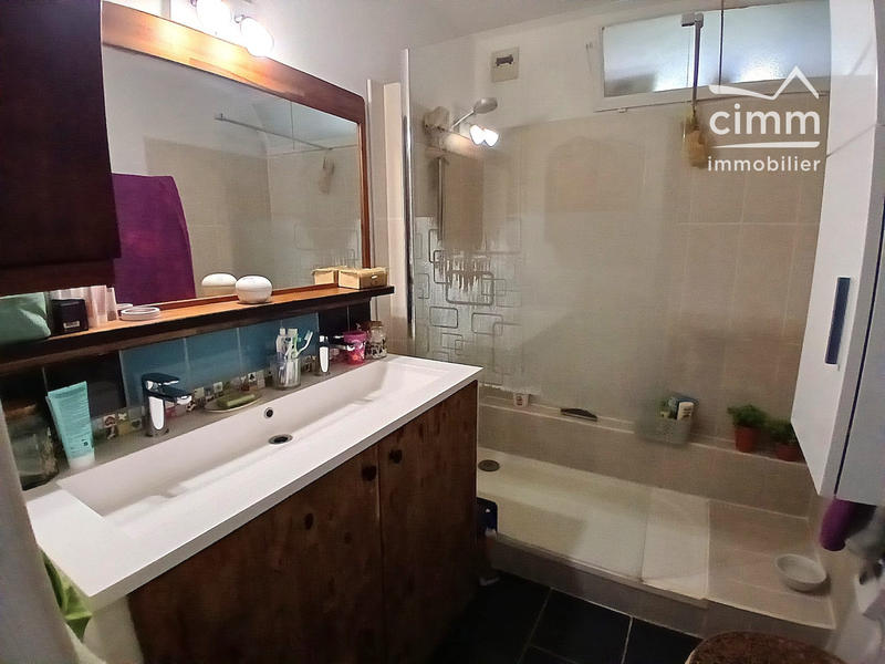 Appartement - 84 m² - 4 pièces