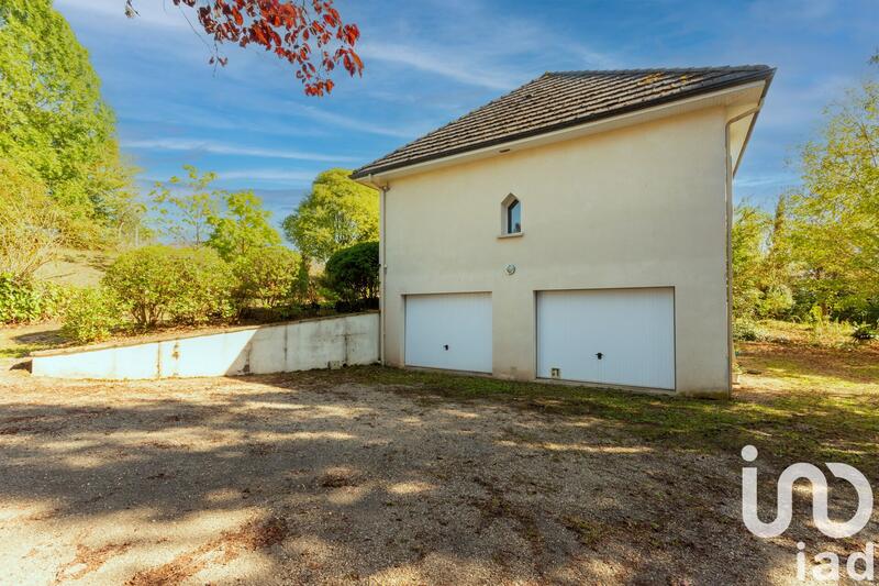 Maison - 175 m² - 8 pièces