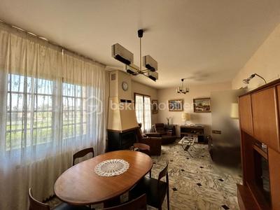 Maison - 110 m² - 6 pièces