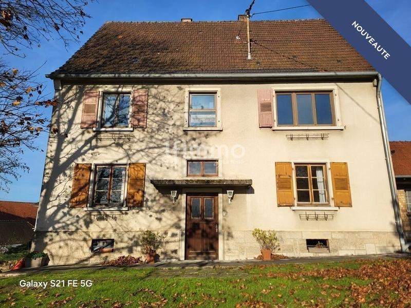 Maison - 222 m² - 8 pièces