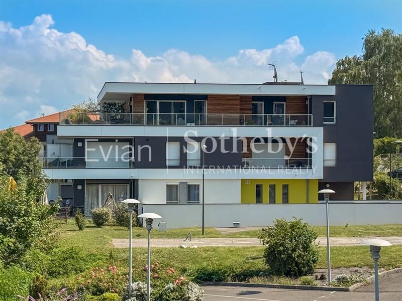 Appartement - 80 m² - 4 pièces