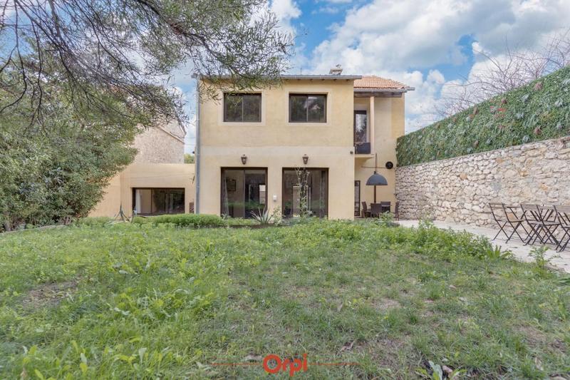 Maison - 199 m² - 5 pièces