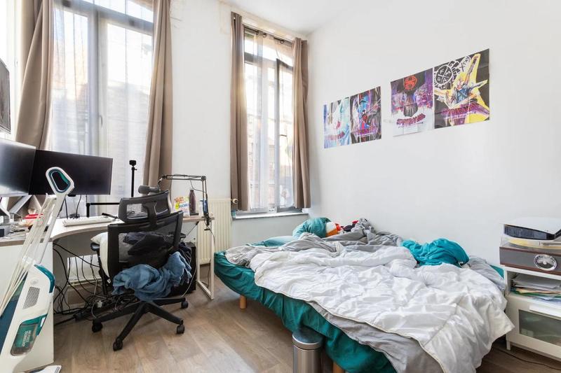 Maison - 227 m² - 9 pièces