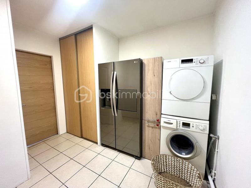 Maison - 185 m² - 6 pièces