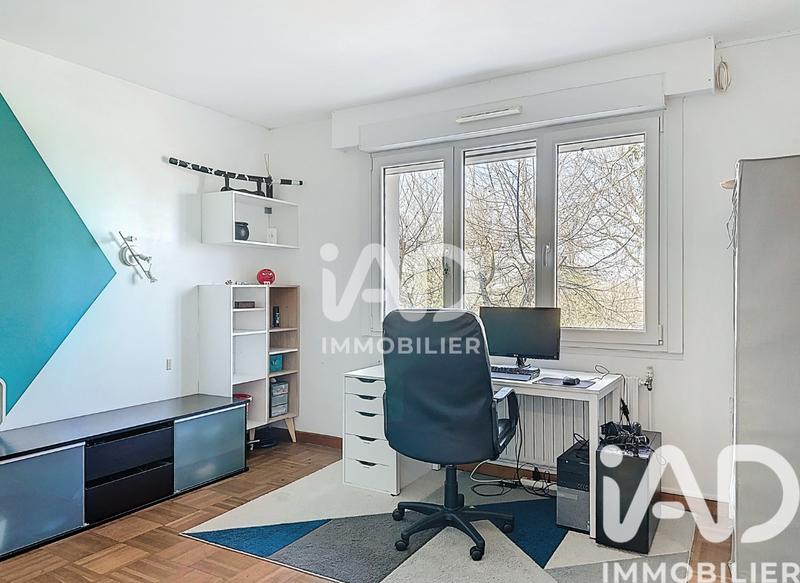 Maison - 180 m² - 8 pièces